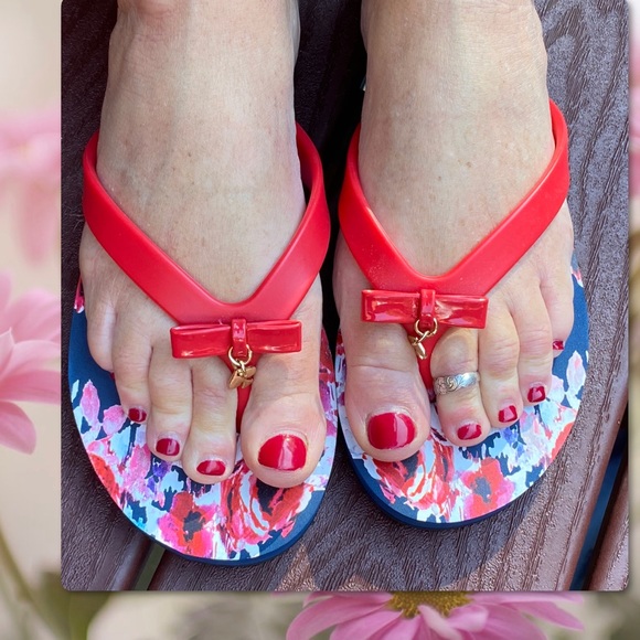 KATE SPADE FiFi FLIP FLOPS SANDALS IN RED 8 - Picture 2 of 16